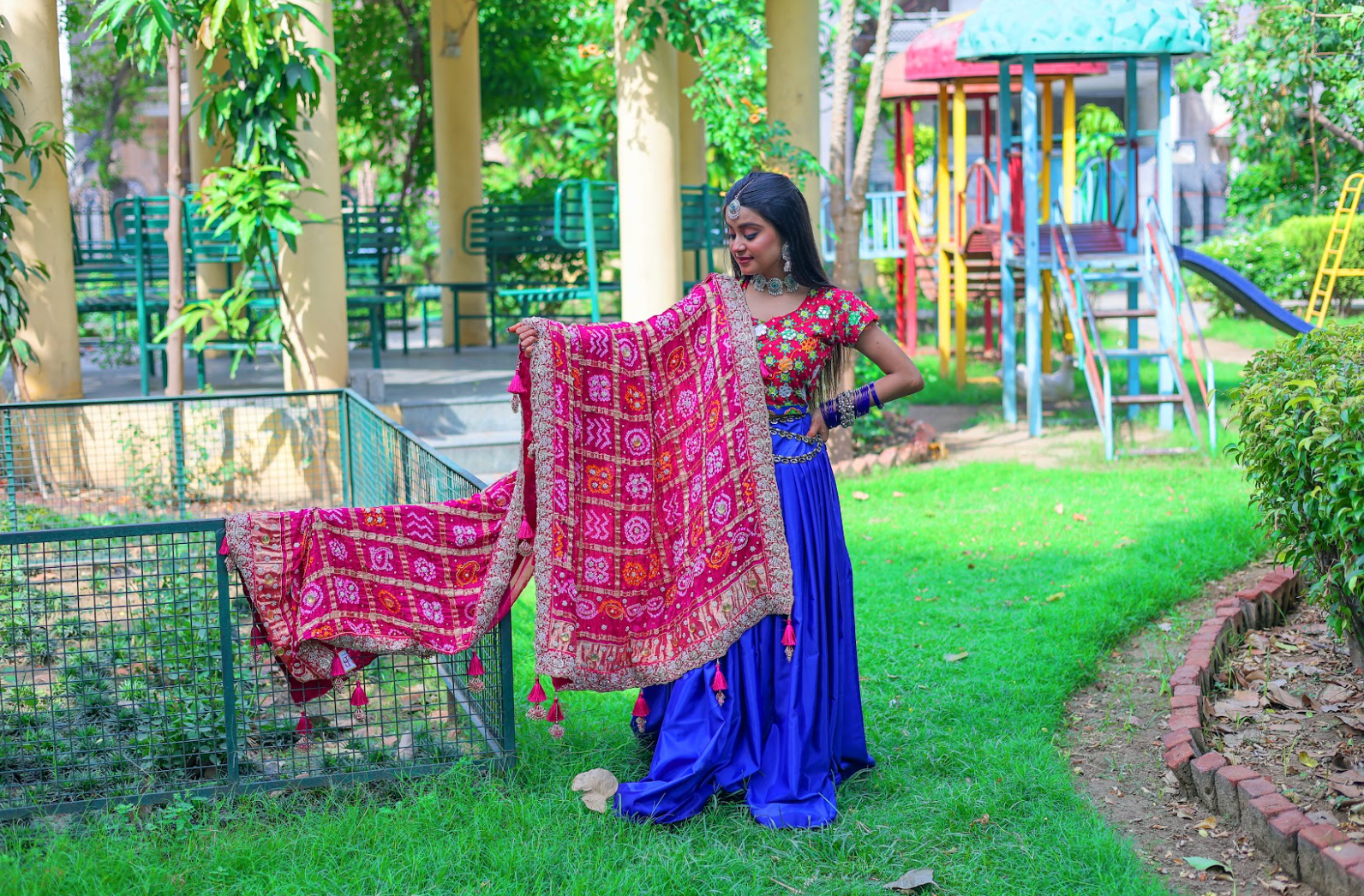 Gulrozé Bandhani (“Gul” = flower, “Rozé” evokes romance and luxury) (Sold)